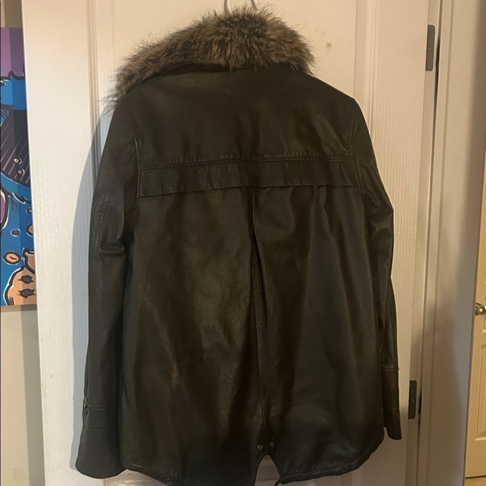 Danier Women's Brown Leather Jacket with Fur Collar - Picture 12 of 13